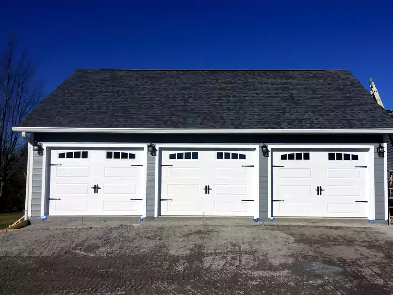 GARAGES